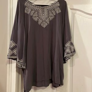 Ali Miles tunic Grey with white stitching 2x